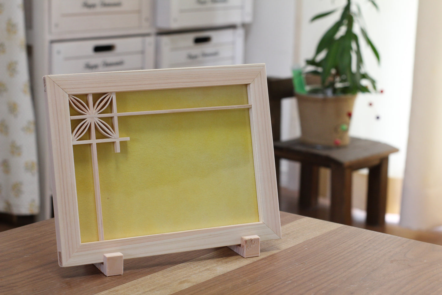 木製フォトフレーム　組子細工七宝模様　黄色和紙