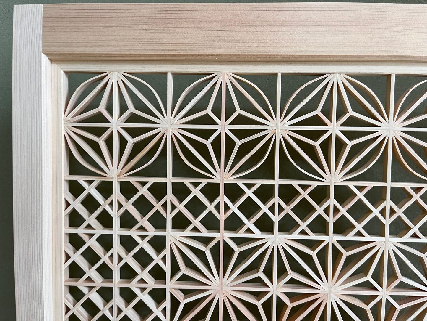 Kumiko work art panel L pattern 6 domestic cypress with dedicated stand
