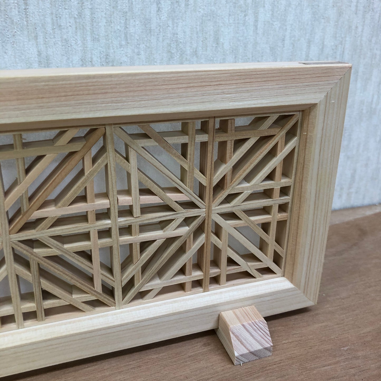 Kumiko work art panel SS pattern 2 Japanese cypress with dedicated stand